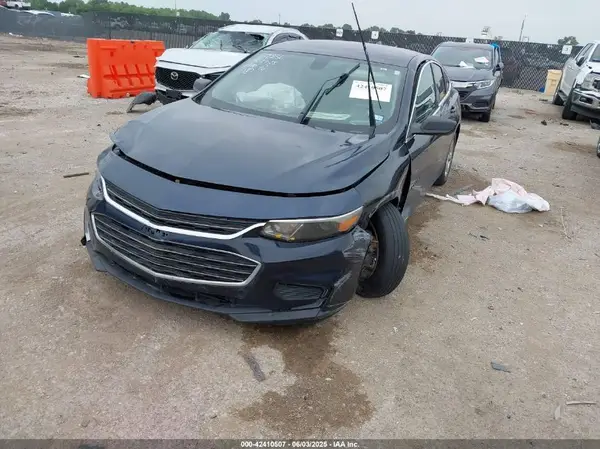 1G1ZC5ST8HF264099 2017 CHEVROLET MALIBU - Image 2