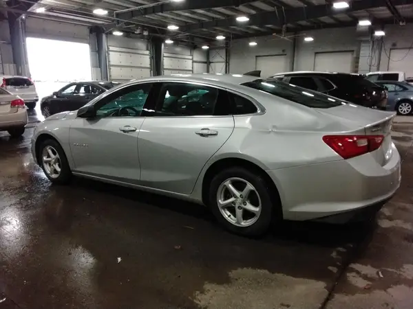 1G1ZC5ST8JF158158 2018 CHEVROLET MALIBU - Image 2