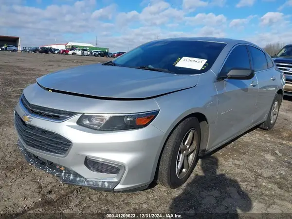 1G1ZC5ST8JF194027 2018 CHEVROLET MALIBU - Image 2