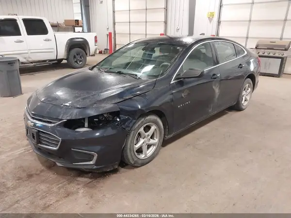 1G1ZC5ST8JF230752 2018 CHEVROLET MALIBU - Image 2
