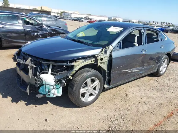 1G1ZC5ST8KF191212 2019 CHEVROLET MALIBU - Image 2