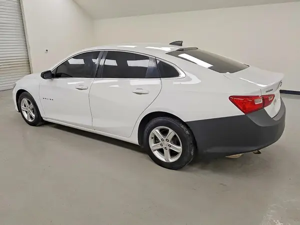 1G1ZC5ST8KF191761 2019 CHEVROLET MALIBU - Image 2