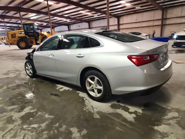 1G1ZC5ST9JF116999 2018 CHEVROLET MALIBU - Image 2