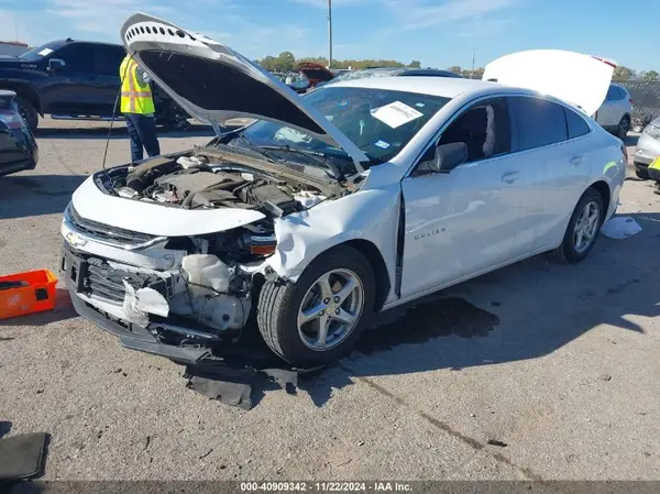 1G1ZC5ST9JF239797 2018 CHEVROLET MALIBU - Image 2