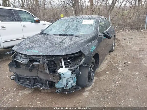 1G1ZC5ST9JF253120 2018 CHEVROLET MALIBU - Image 2