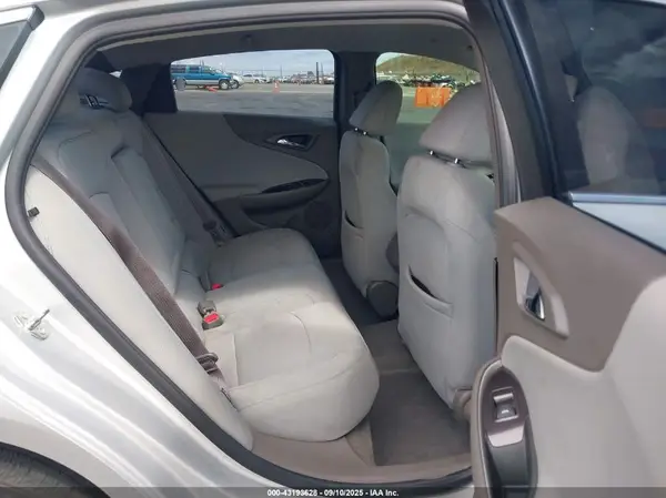 1G1ZC5ST9JF253327 2018 CHEVROLET MALIBU - Image 8