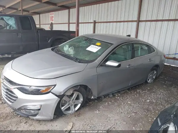 1G1ZC5ST9KF138566 2019 CHEVROLET MALIBU - Image 2
