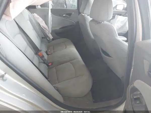 1G1ZC5ST9KF138566 2019 CHEVROLET MALIBU - Image 8