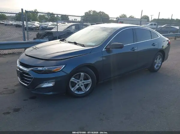 1G1ZC5ST9KF181062 2019 CHEVROLET MALIBU - Image 2