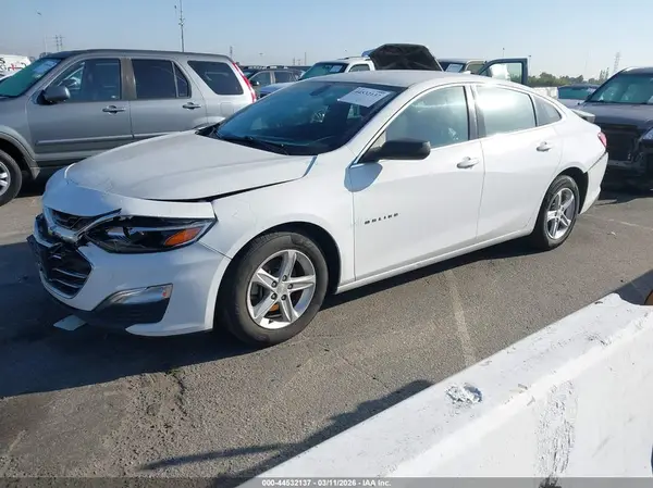 1G1ZC5ST9KF212794 2019 CHEVROLET MALIBU - Image 2