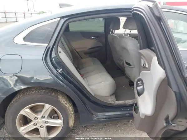 1G1ZC5ST9KF218014 2019 CHEVROLET MALIBU - Image 8