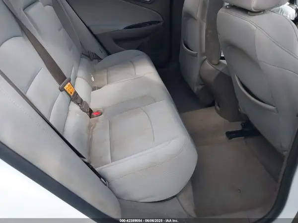 1G1ZC5STXHF258076 2017 CHEVROLET MALIBU - Image 8