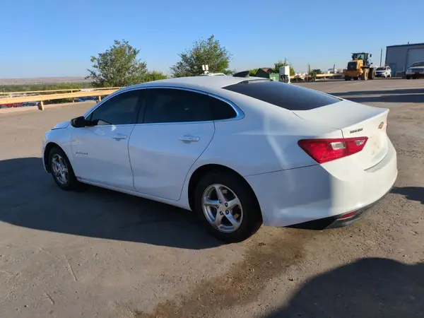 1G1ZC5STXJF282108 2018 CHEVROLET MALIBU - Image 2