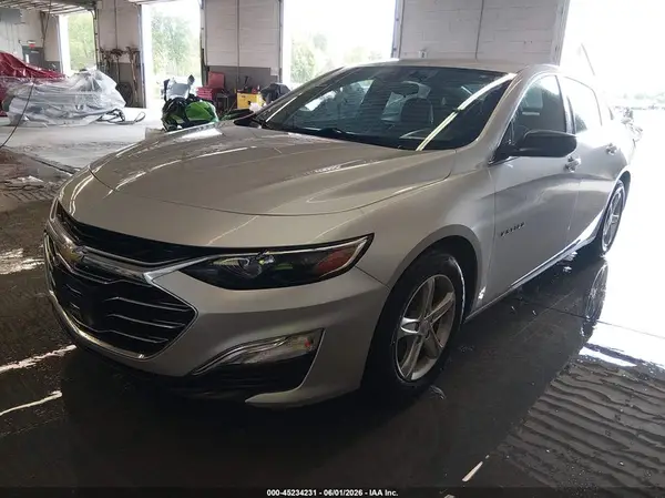 1G1ZC5STXKF209614 2019 CHEVROLET MALIBU - Image 2