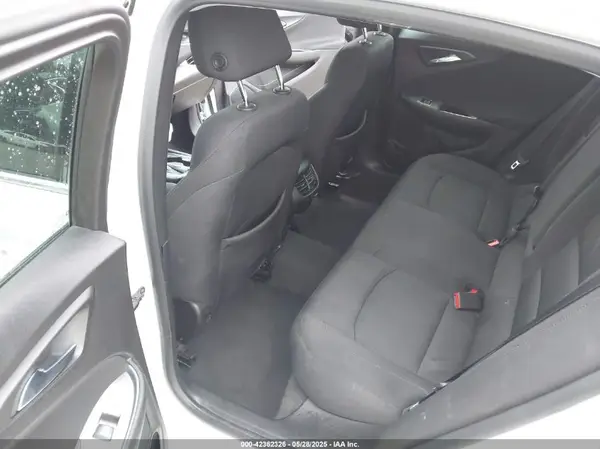 1G1ZD5ST0JF105161 2018 CHEVROLET MALIBU - Image 8