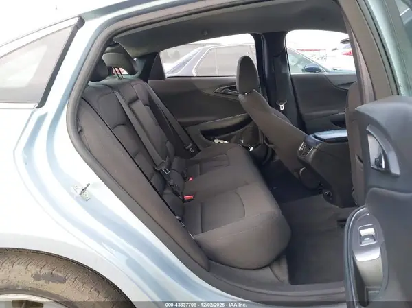 1G1ZD5ST0JF106066 2018 CHEVROLET MALIBU - Image 8