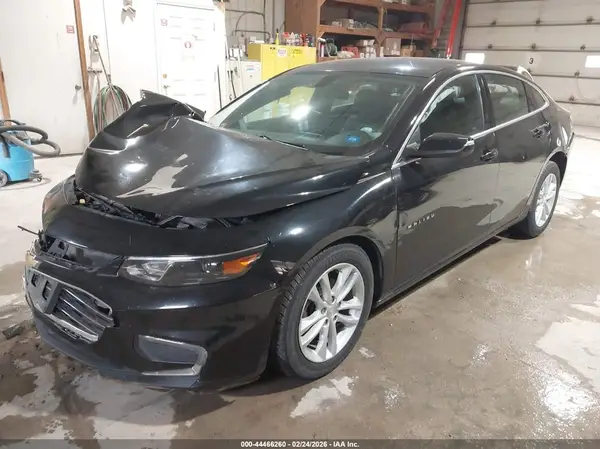 1G1ZD5ST0JF109372 2018 CHEVROLET MALIBU - Image 2