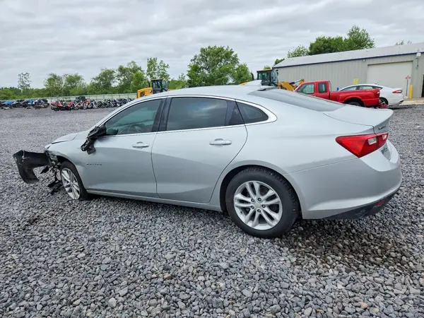 1G1ZD5ST0JF109873 2018 CHEVROLET MALIBU - Image 2