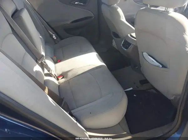 1G1ZD5ST0JF112496 2018 CHEVROLET MALIBU - Image 8
