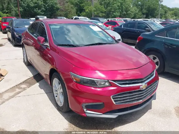 1G1ZD5ST0JF117858 2018 CHEVROLET MALIBU - Image 1