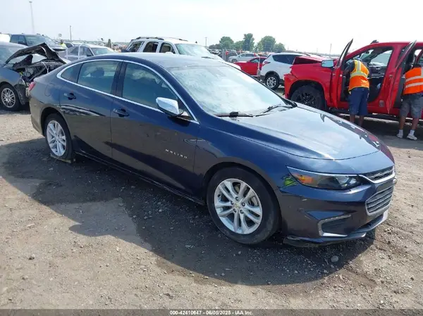 1G1ZD5ST0JF118296 2018 CHEVROLET MALIBU - Image 1