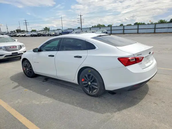 1G1ZD5ST0JF129492 2018 CHEVROLET MALIBU - Image 2