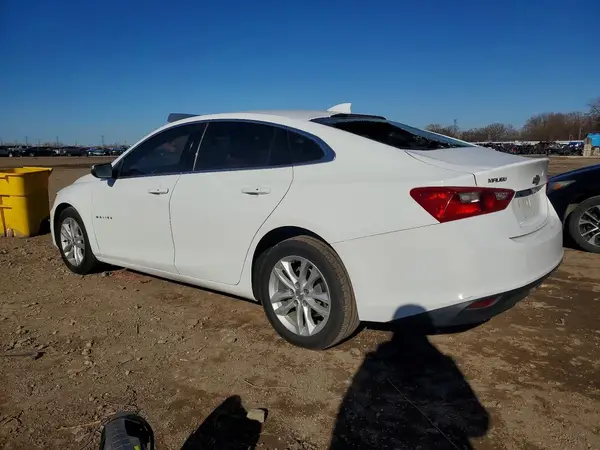 1G1ZD5ST0JF129931 2018 CHEVROLET MALIBU - Image 2