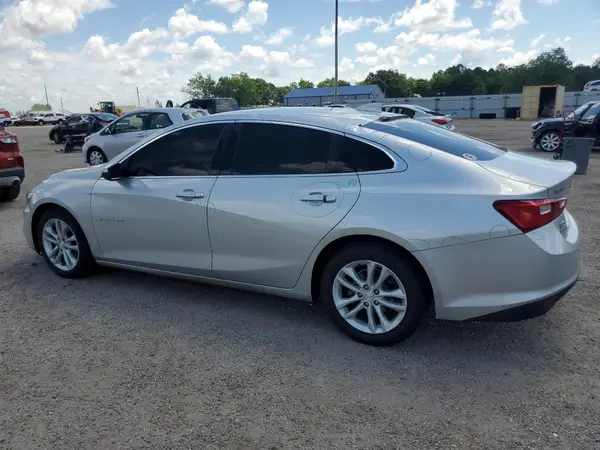 1G1ZD5ST0JF129945 2018 CHEVROLET MALIBU - Image 2