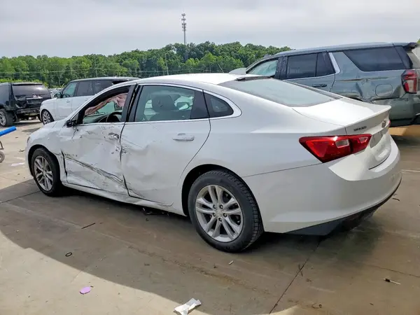 1G1ZD5ST0JF130870 2018 CHEVROLET MALIBU - Image 2