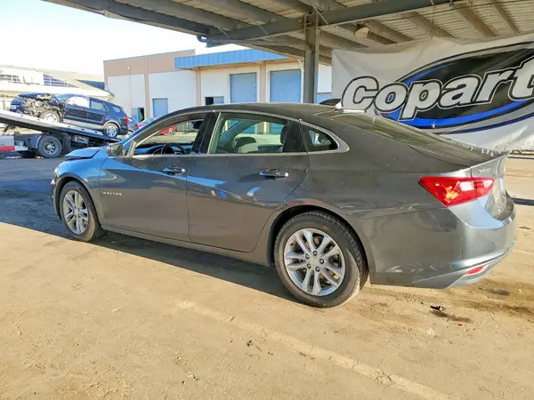 1G1ZD5ST0JF138113 2018 CHEVROLET MALIBU - Image 2