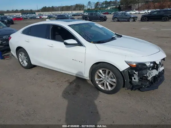 1G1ZD5ST0JF140301 2018 CHEVROLET MALIBU - Image 1