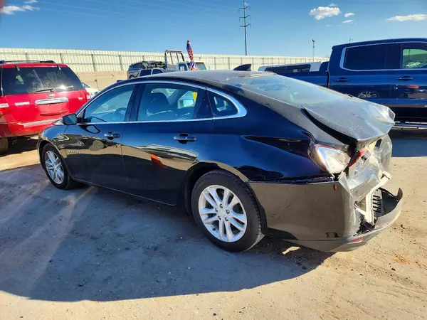 1G1ZD5ST0JF140735 2018 CHEVROLET MALIBU - Image 2