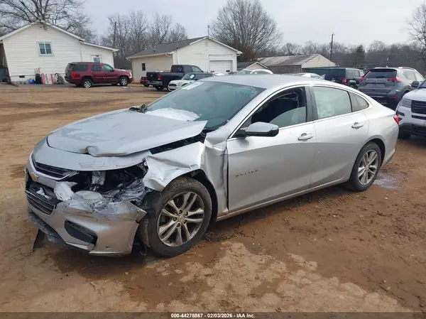 1G1ZD5ST0JF141478 2018 CHEVROLET MALIBU - Image 2