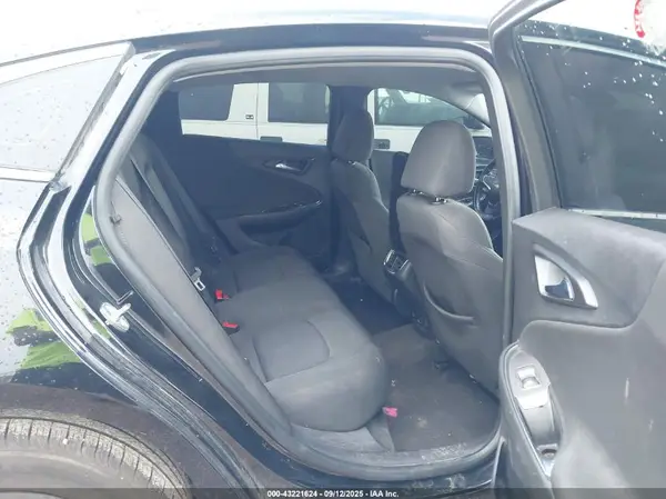 1G1ZD5ST0JF143893 2018 CHEVROLET MALIBU - Image 8