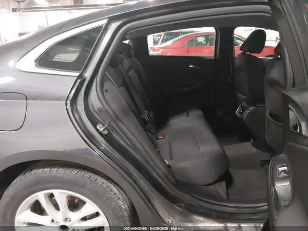 1G1ZD5ST0JF145854 2018 CHEVROLET MALIBU - Image 8