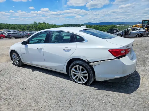 1G1ZD5ST0JF153792 2018 CHEVROLET MALIBU - Image 2