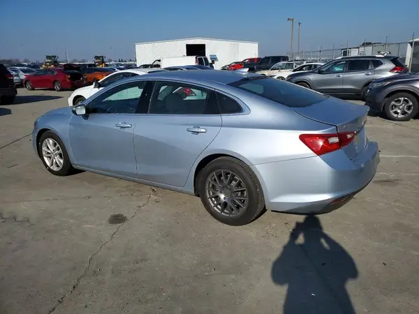 1G1ZD5ST0JF156627 2018 CHEVROLET MALIBU - Image 2