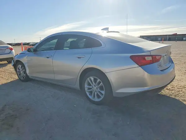 1G1ZD5ST0JF157390 2018 CHEVROLET MALIBU - Image 2