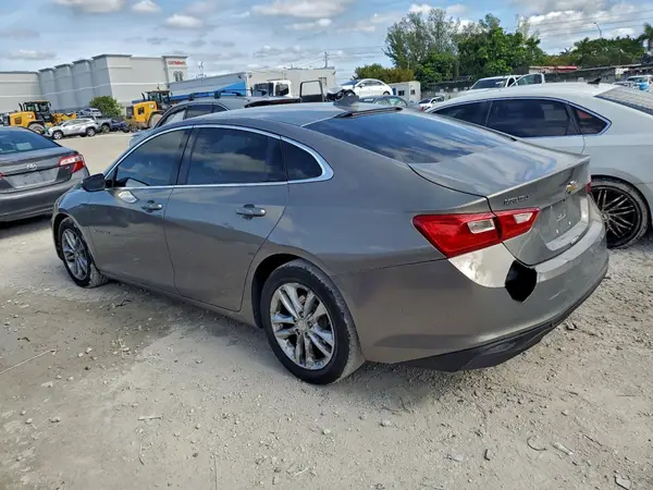 1G1ZD5ST0JF162167 2018 CHEVROLET MALIBU - Image 2
