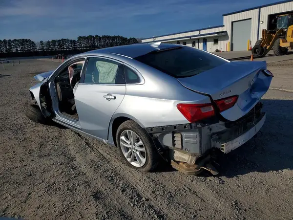 1G1ZD5ST0JF163710 2018 CHEVROLET MALIBU - Image 2
