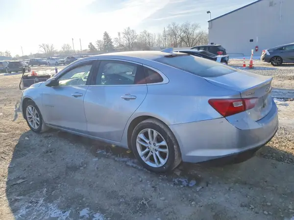 1G1ZD5ST0JF164646 2018 CHEVROLET MALIBU - Image 2