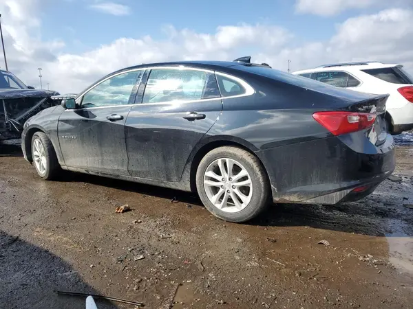 1G1ZD5ST0JF165117 2018 CHEVROLET MALIBU - Image 2