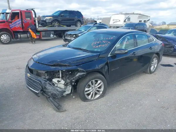 1G1ZD5ST0JF170902 2018 CHEVROLET MALIBU - Image 2