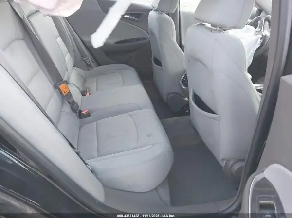 1G1ZD5ST0JF170902 2018 CHEVROLET MALIBU - Image 8