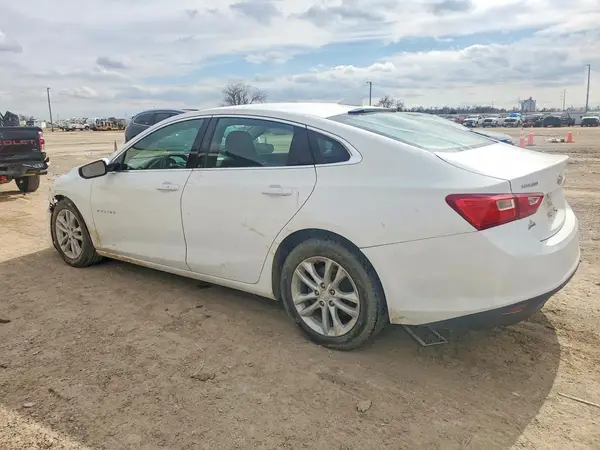 1G1ZD5ST0JF178420 2018 CHEVROLET MALIBU - Image 2