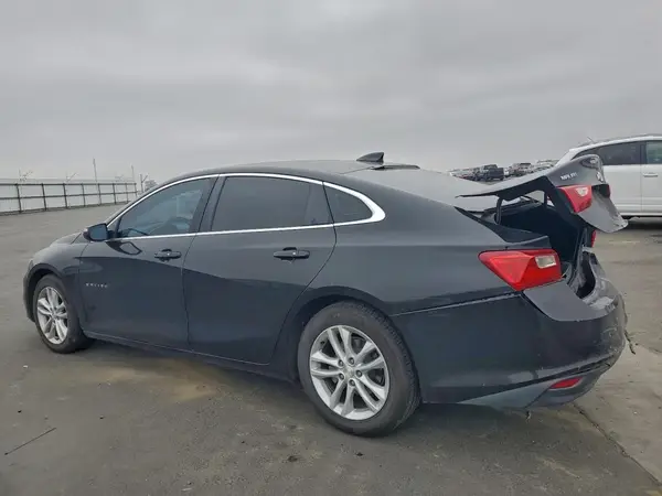 1G1ZD5ST0JF178692 2018 CHEVROLET MALIBU - Image 2