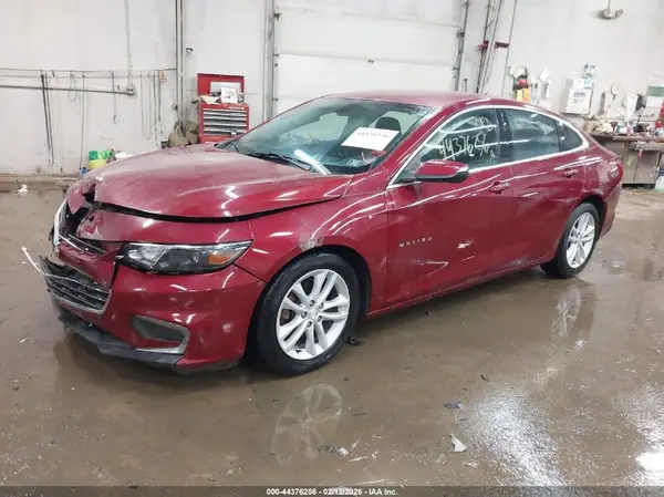 1G1ZD5ST0JF183276 2018 CHEVROLET MALIBU - Image 2