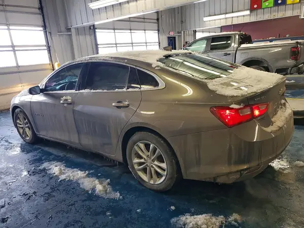 1G1ZD5ST0JF183472 2018 CHEVROLET MALIBU - Image 2