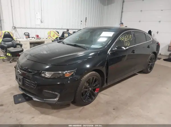 1G1ZD5ST0JF183990 2018 CHEVROLET MALIBU - Image 2