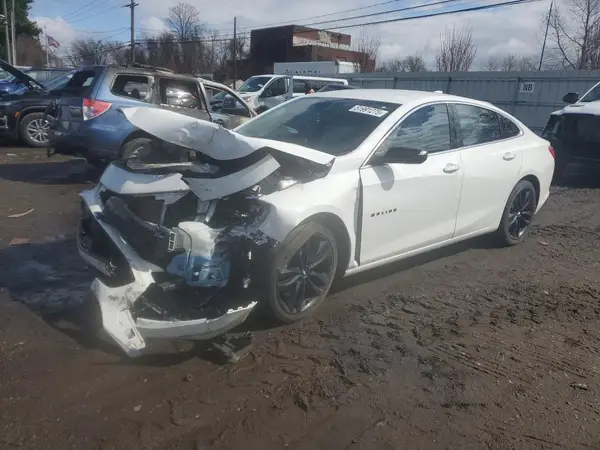 1G1ZD5ST0JF184637 2018 CHEVROLET MALIBU - Image 1